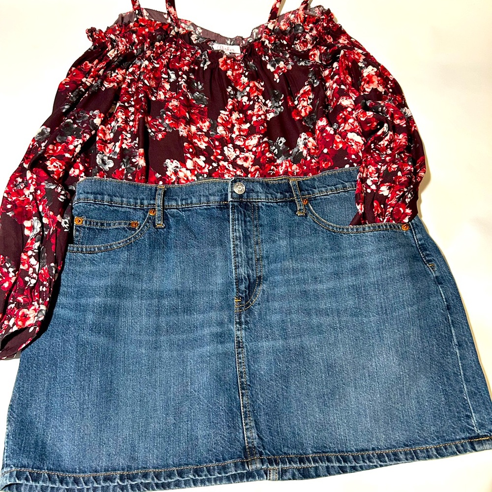 GAP Denim Skirt